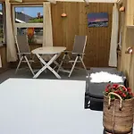 Vakantiehuis Cozy Summer House In *